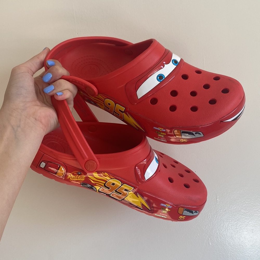 Lightning McQueen crocs size 8 womens light up detail